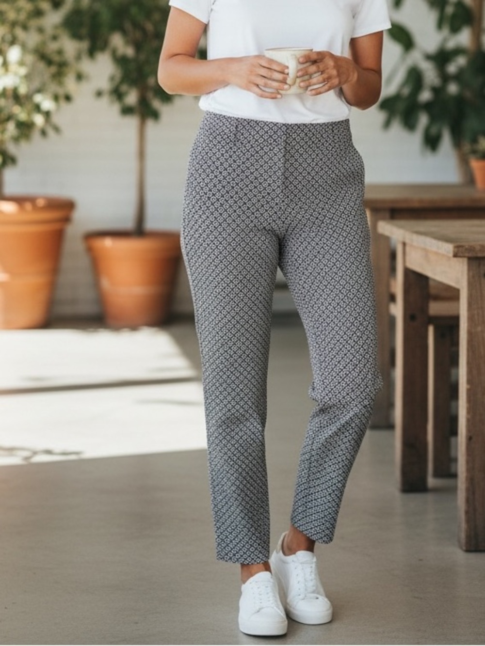 Cynthia Rowley Dark Blue and White Geometric Slim Cropped Pants
